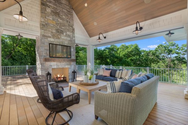 Outdoor Fireplace Renovation